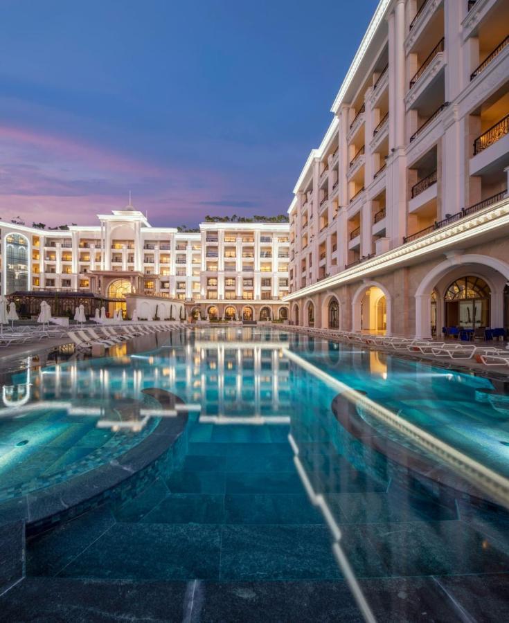 Merit Royal Diamond Hotel & Spa Karavas  Екстериор снимка