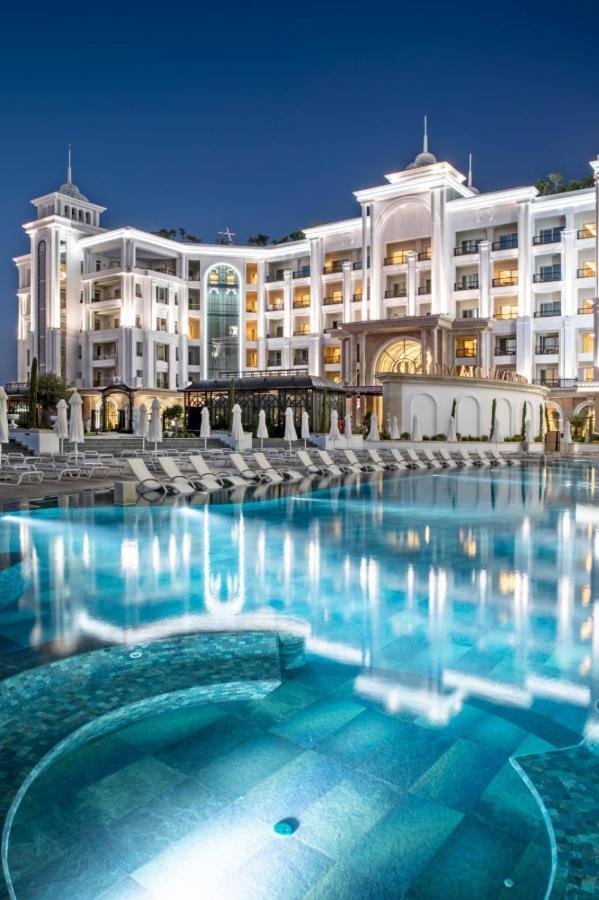 Merit Royal Diamond Hotel & Spa Karavas  Екстериор снимка