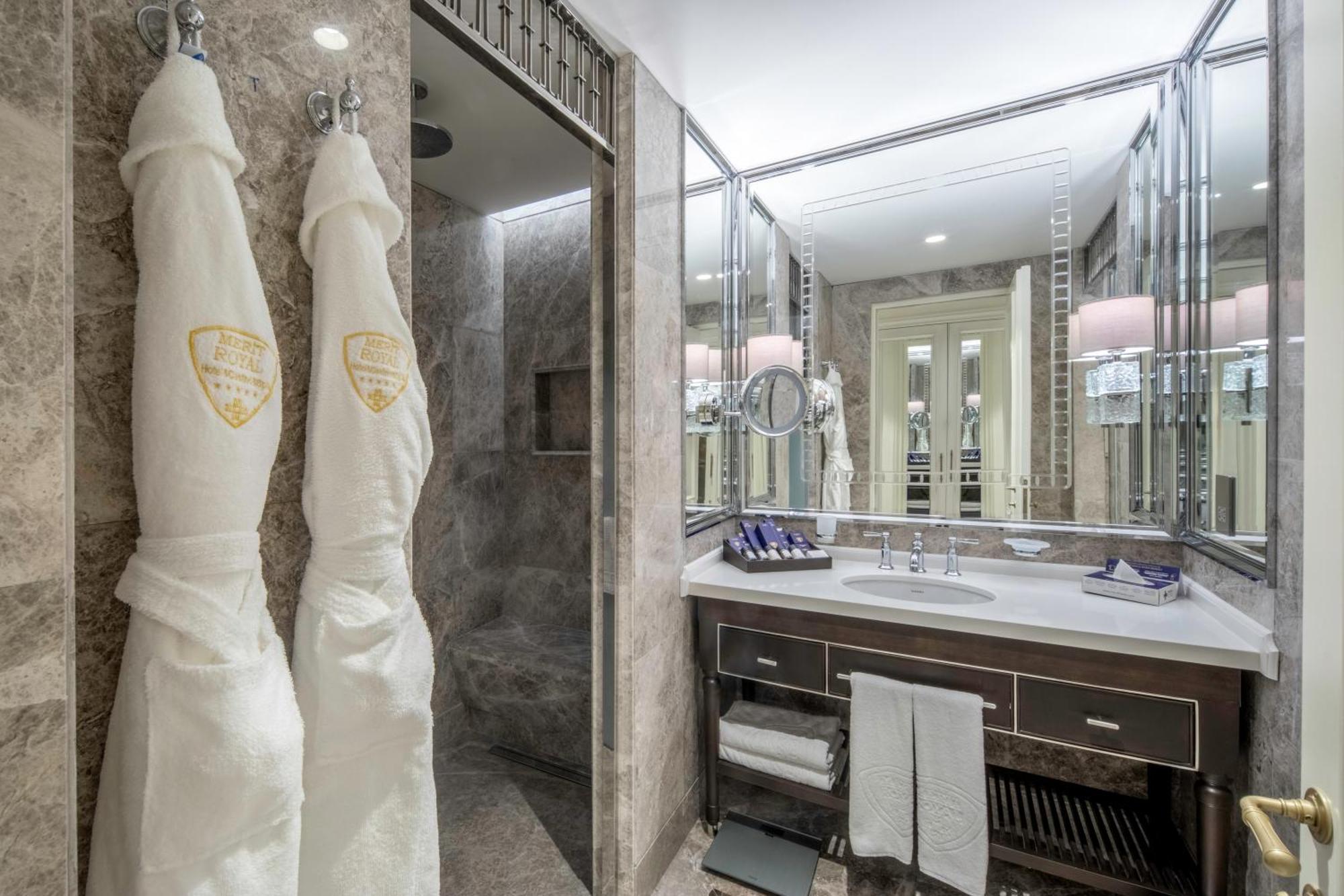 Merit Royal Diamond Hotel & Spa Karavas  Екстериор снимка